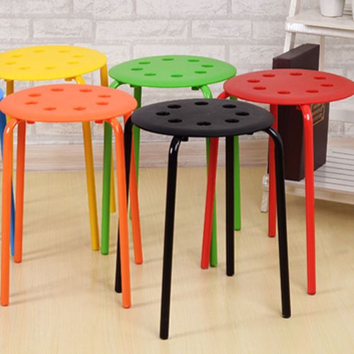 批发塑料凳子八孔钢管圆凳彩色可摞放圆凳换鞋凳家用客厅餐桌板凳